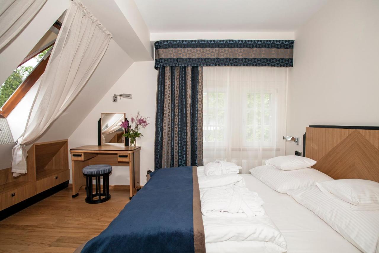 פולניסה-ז'דוז' Villa Alina Medical Spa מראה חיצוני תמונה