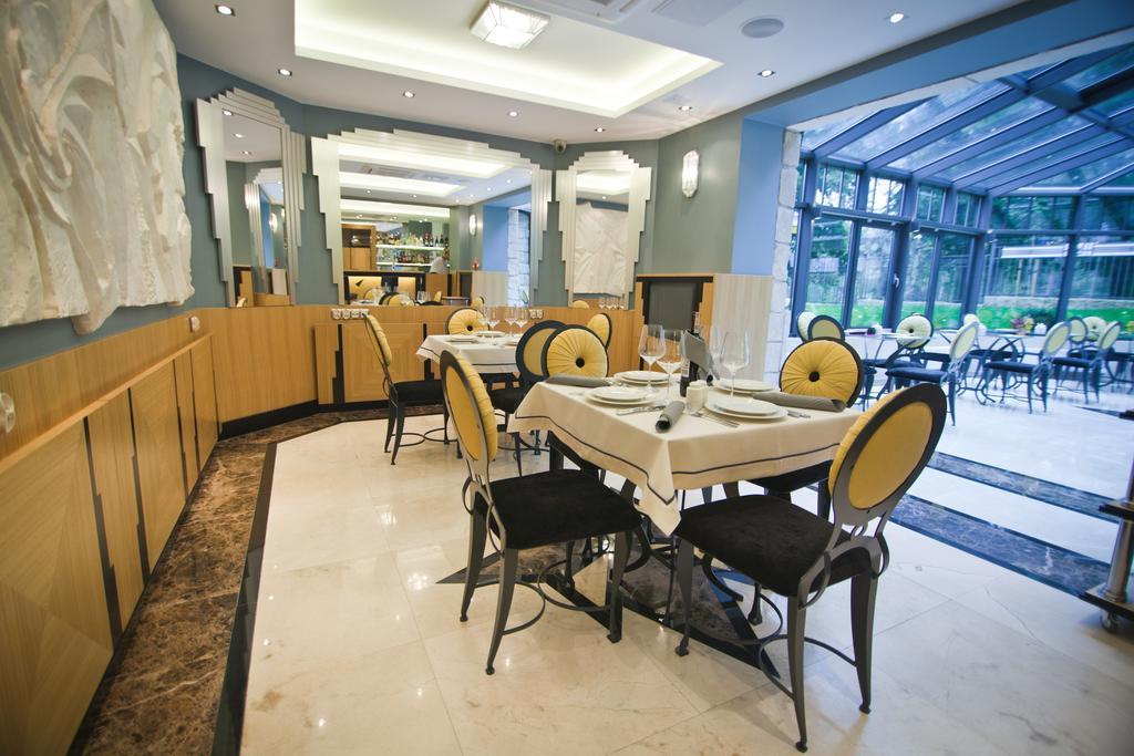 פולניסה-ז'דוז' Villa Alina Medical Spa מראה חיצוני תמונה